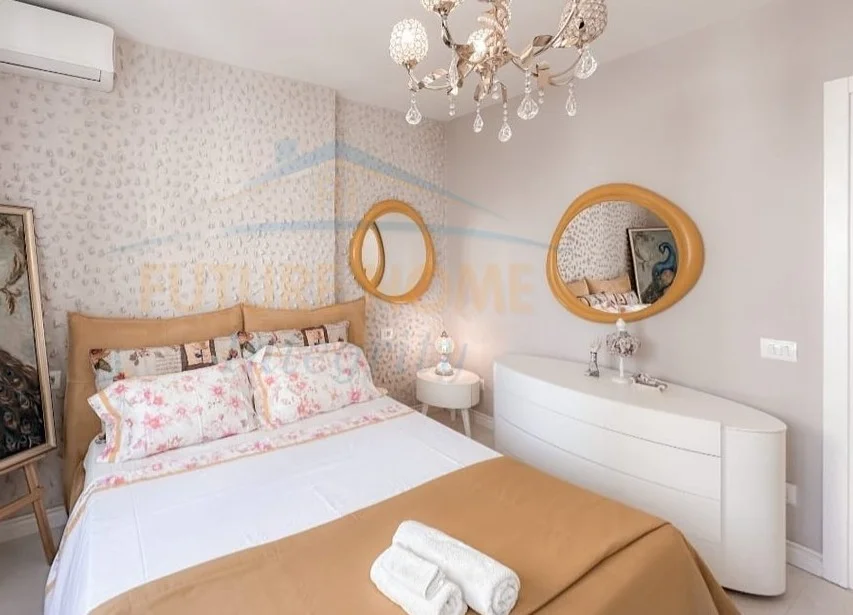 Tirane, jepet me qera apartament 2+1 Kati 2, 90 m² 1.300 € (Kopshti Zoologjik)