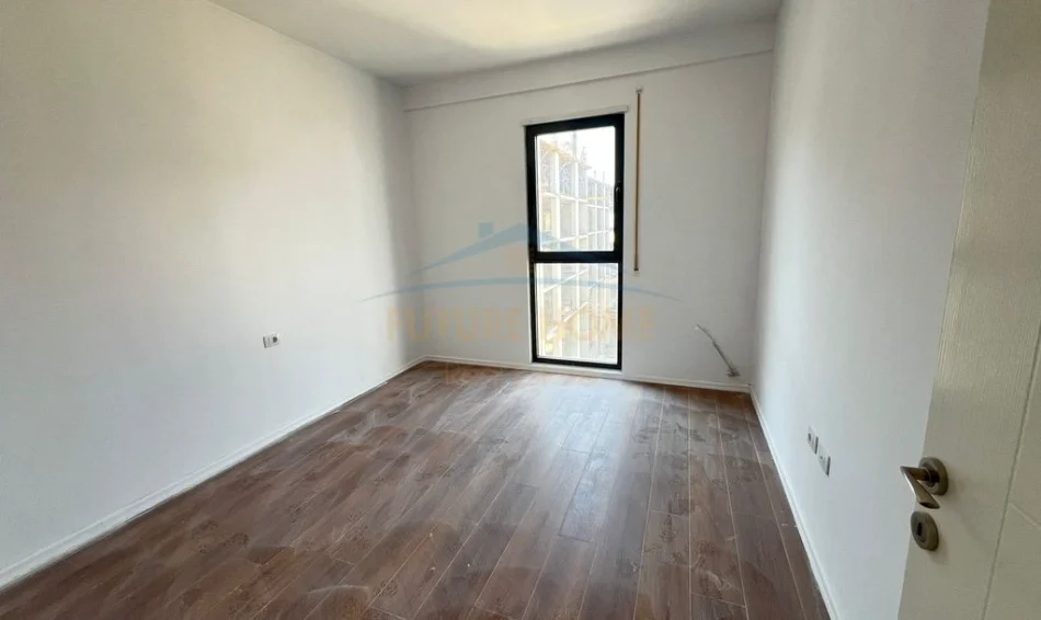 Tirane, shitet apartament 2+1 Kati 5, 109 m² 243.900 € (rruga sadik petrela)