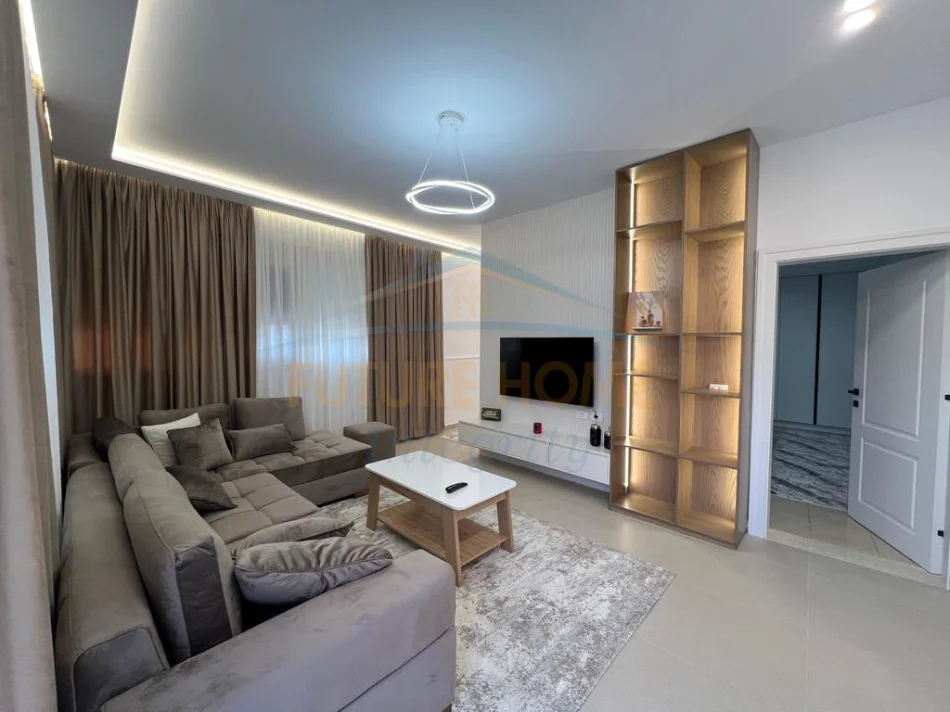 Tirane, jepet me qera shtepi 1 Katshe Kati 1, 90 m² 450 € (REZIDENCA LUNA)