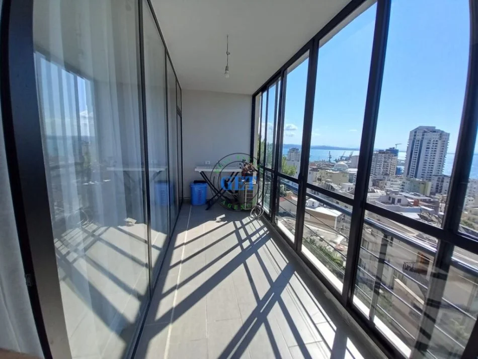 Durres, jepet me qera apartament 2+1+Ballkon Kati 3, 120 m² 650 € (Vila Zogut, Durres)