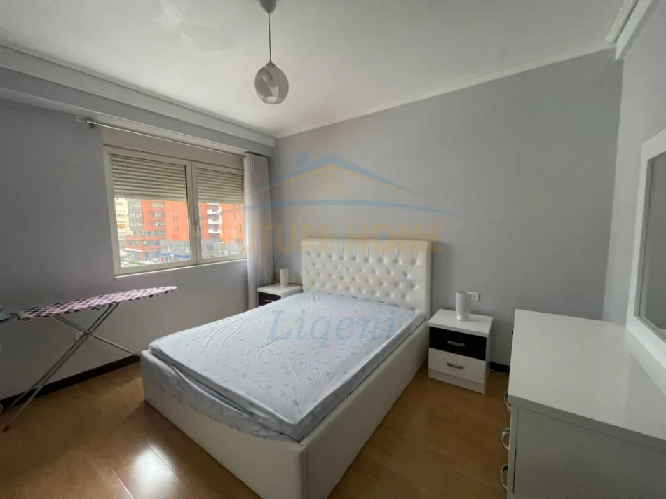 Tirane, jepet me qera apartament 1+1 Kati 4, 57 m² 630 € (Kompleksi Deliorgji)