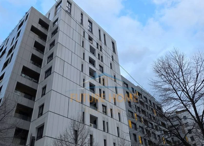 Tirane, jepet me qera apartament 1+1 Kati 4, 75 m² 750 € (21 Dhjetori, Tiranë)