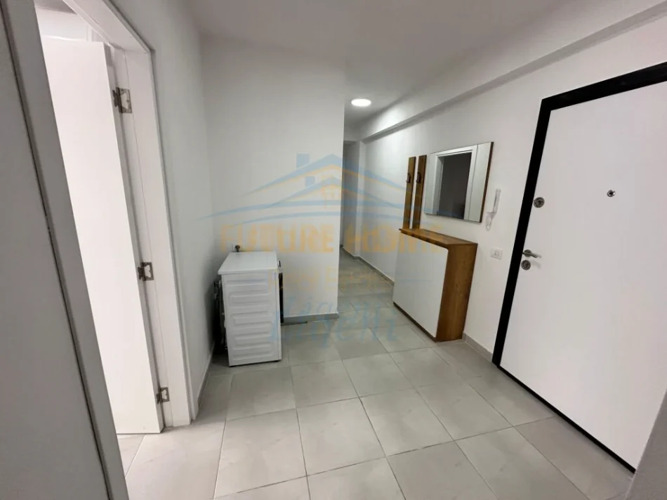 Tirane, jepet me qera apartament 1+1+Ballkon Kati 3, 116 m² 685 € (Rezidenca Kodra e Diellit)