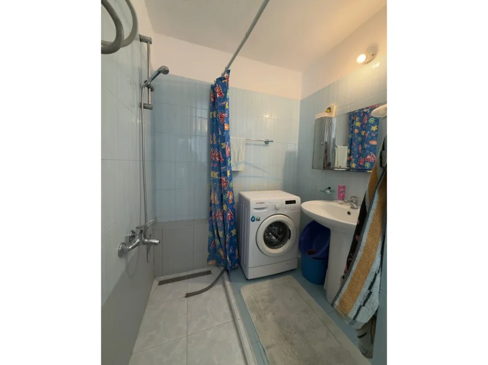 Tirane, shitet apartament 2+1 Kati 2, 100 m² 235.000 € (ZOGU I ZI)