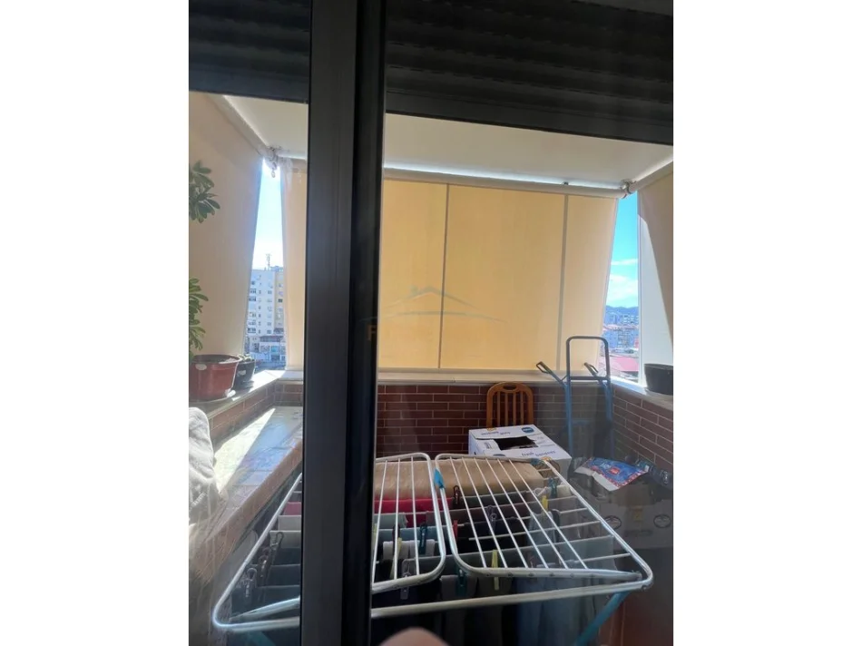 Tirane, shitet apartament 2+1+Ballkon Kati 7, 74 m² 215.000 € (Komuna e Parisit)