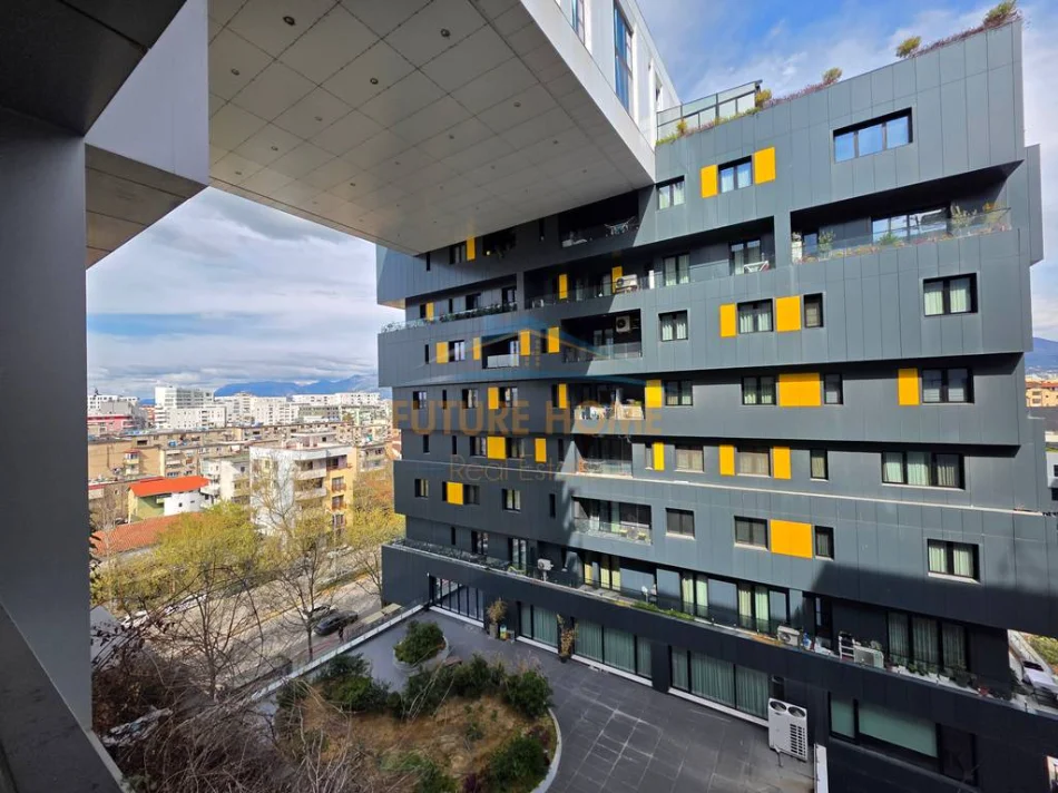 Tirane, jepet me qera zyre Kati 6, 75 m² 750 € (Square 21)