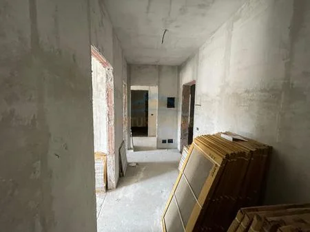 Tirane, shitet apartament 2+1+2 Kati 6, 99 m² 129.000 € (Paskuqan)