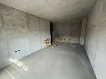 Tirane, shitet apartament 2+1+2 Kati 6, 99 m² 129.000 € (Paskuqan)