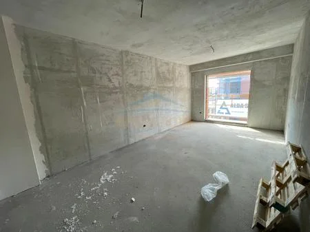 Tirane, shitet apartament 2+1+2 Kati 6, 99 m² 129.000 € (Paskuqan)