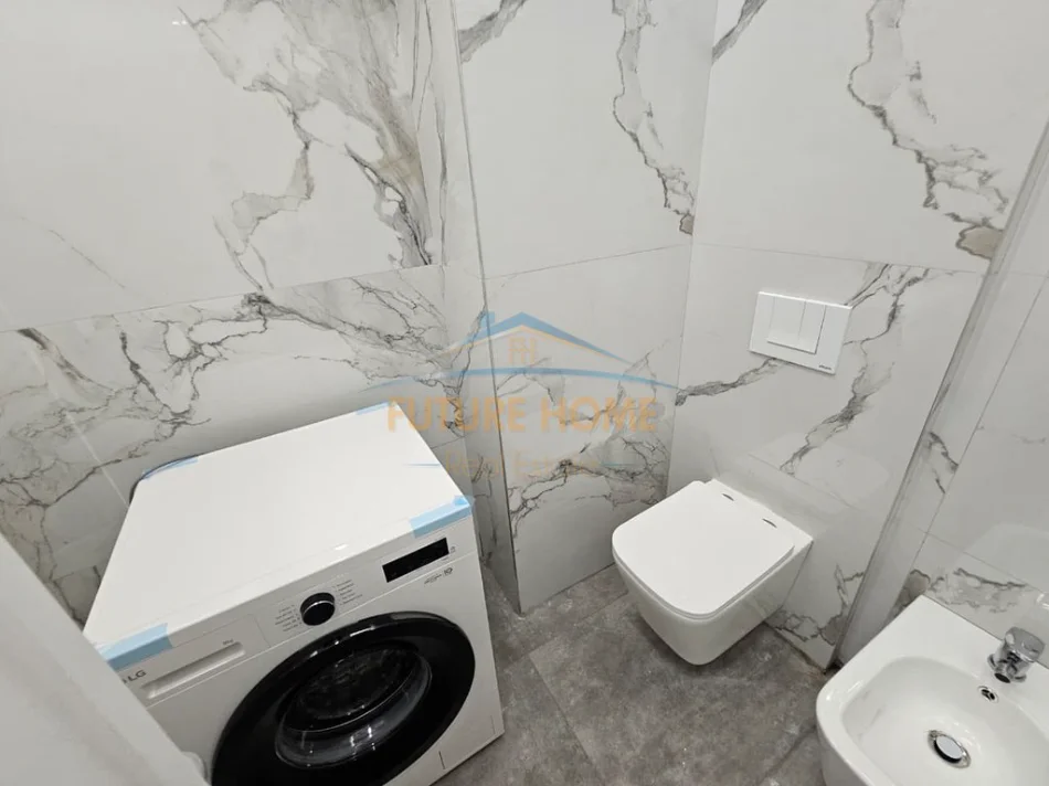 Tirane, jepet me qera apartament 1+1 Kati 6, 76 m² 850 € (Zogu i zi)