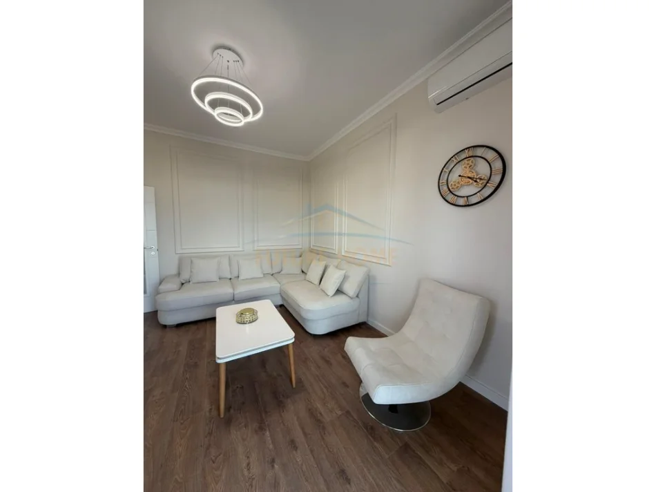 Durres, shitet apartament 2+1 Kati 3, 92 m² 130.000 € (spitali,durres)