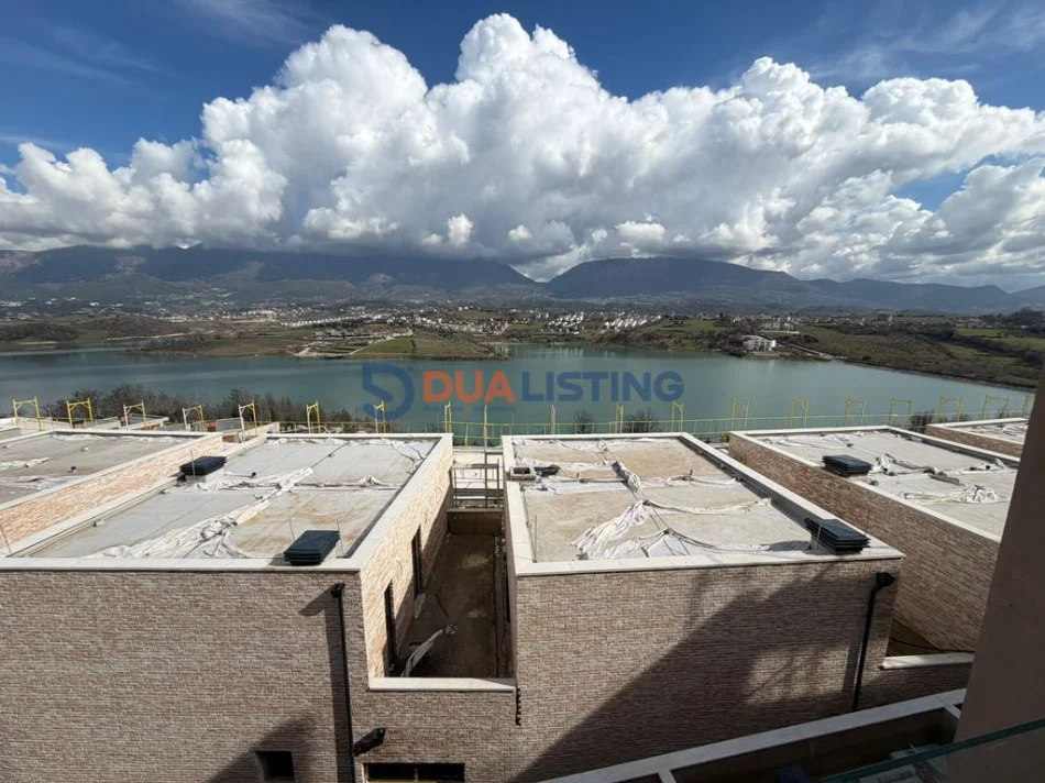 Tirane, shitet apartament 3+1 , 211 m² 390.000 € (Liqeni i Farkes)