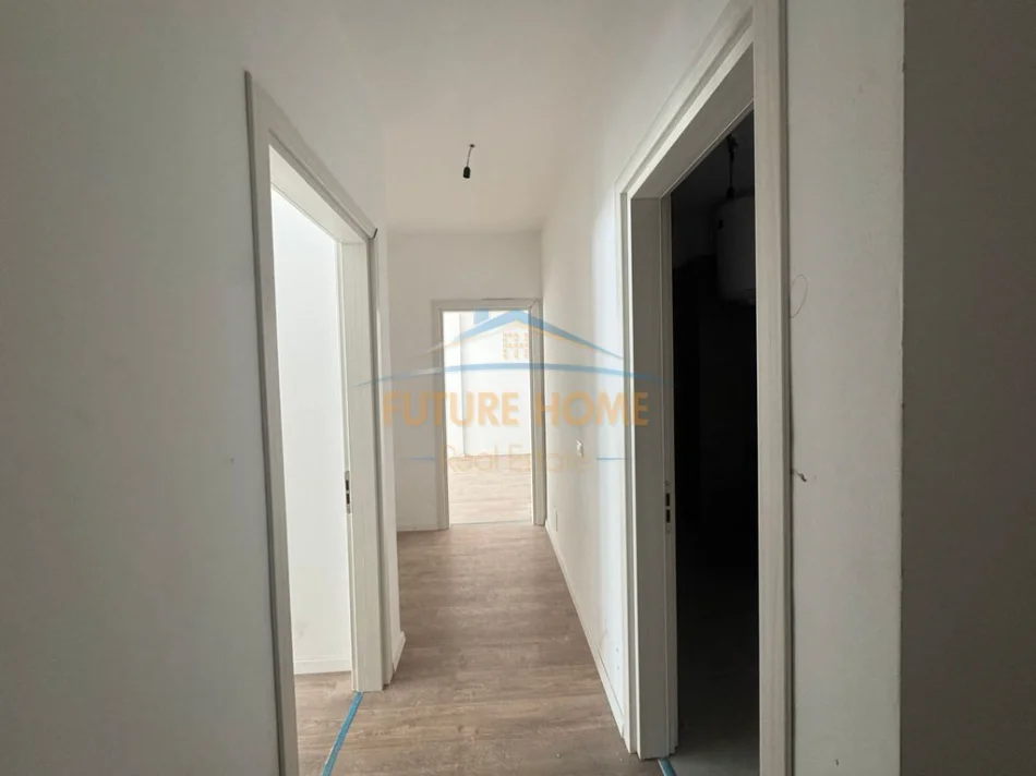 shitet apartament 1+1+Ballkon Kati 4, 82 m² 135.000 € (LAPAKE)