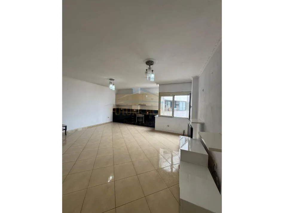 Tirane, shitet apartament 2+1 Kati 7, 111 m² 160.000 € (Unaza e Re prane Rotondos.)