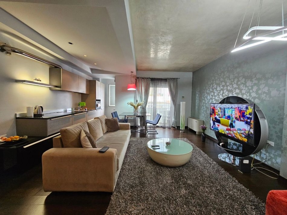 Tirane, shitet apartament 2+1, Kati 4, 108 m² 339,000 € (Tek Liceu Artistik)