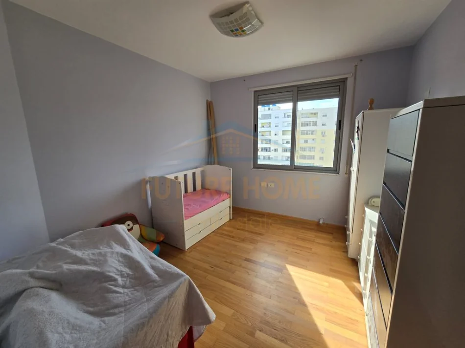 Durres, shitet apartament 2+1 Kati 7, 106 m² 120.000 € (ISH URT ,DURRES)