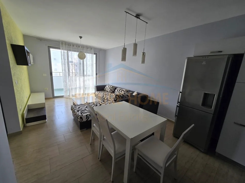 Durres, shitet apartament 2+1 Kati 7, 106 m² 120.000 € (ISH URT ,DURRES)