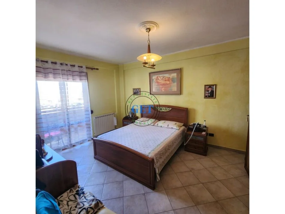 Durres, shitet apartament 2+1+Ballkon Kati 7, 120 m² 120.000 € (Ish rajoni, Durres)