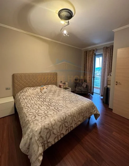 Tirane, shitet apartament 2+1 Kati 5, 101 m² 215.000 € (Kompleksi Tower Bridge)