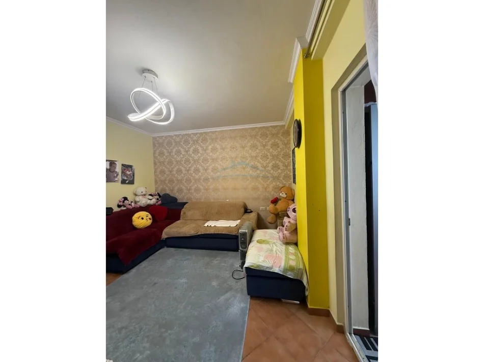 Tirane, shitet apartament 2+1+Ballkon Kati 3, 86 m² 174.000 € (KODRA E DIELLIT)