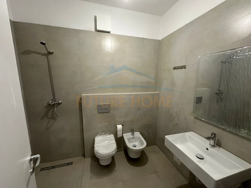Qira Apartament 2+1+2, 5 Maj, Tiranë