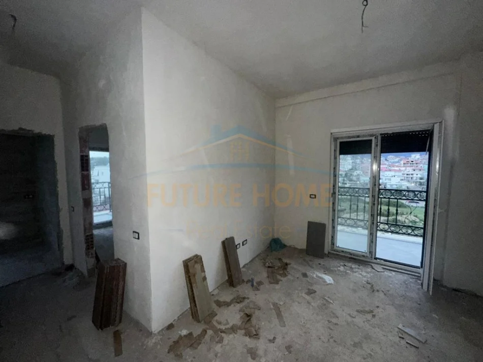 Tirane, shitet apartament 1+1+Ballkon Kati 2, 77 m² 130.280 € (Porta Tirana e Re, Sauk)