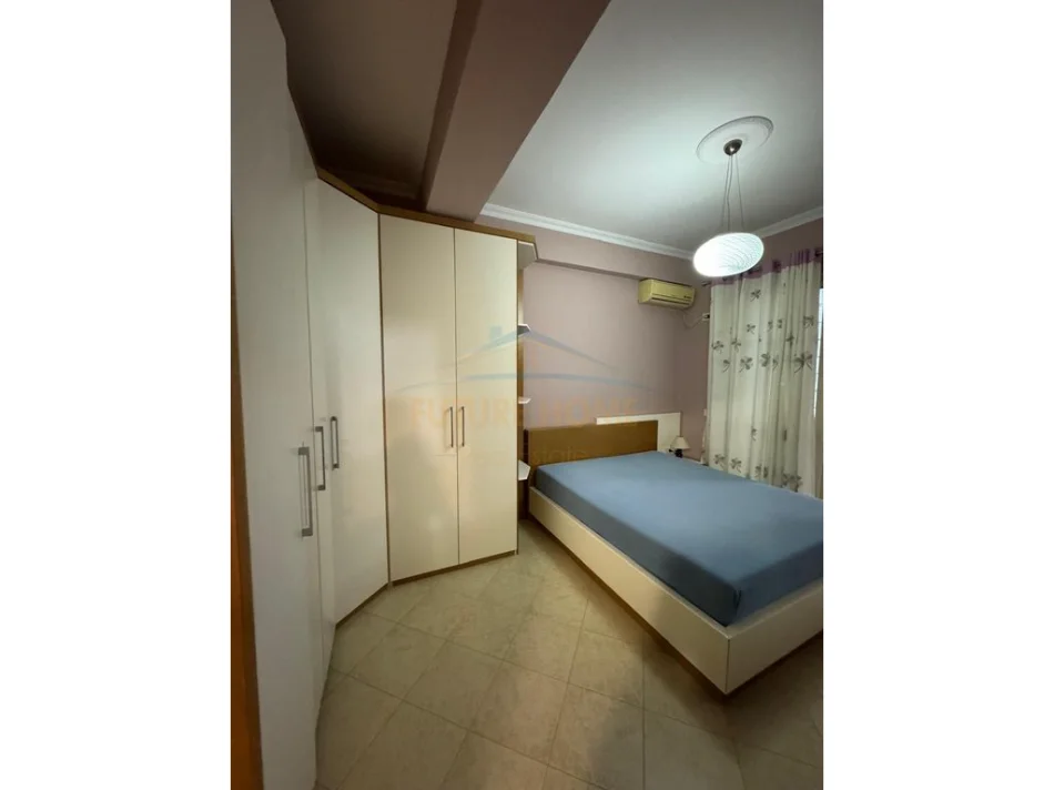 Tirane, jepet me qera apartament 2+1 Kati 6, 91 m² 450 € (FRESK)