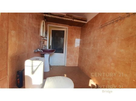 Tirane, shitet apartament 1+1 Kati 5, 54 m² 45.000 Euro (rruga Niko Avrami)