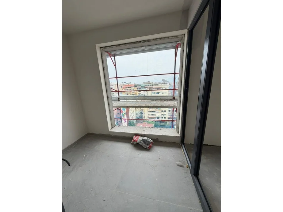Tirane, shitet apartament 2+1+Ballkon Kati 8, 101 m² 271.890 € (KOMUNA E PARISIT)