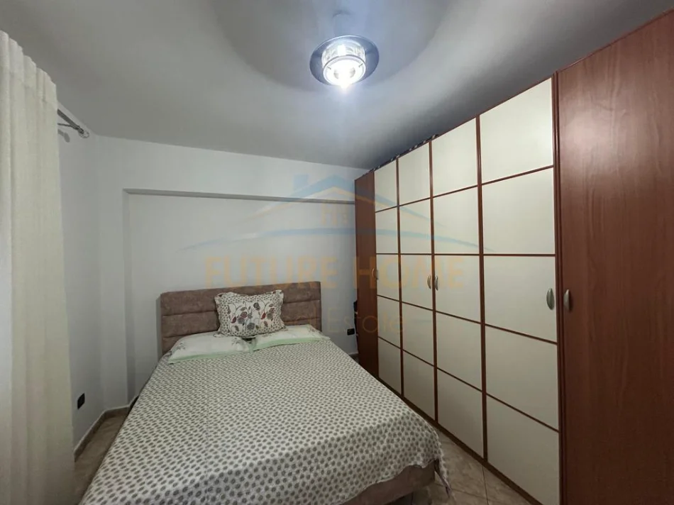 Durres, jepet me qera apartament 2+1 , 76 m² 420 € (Spitali, Durrës)