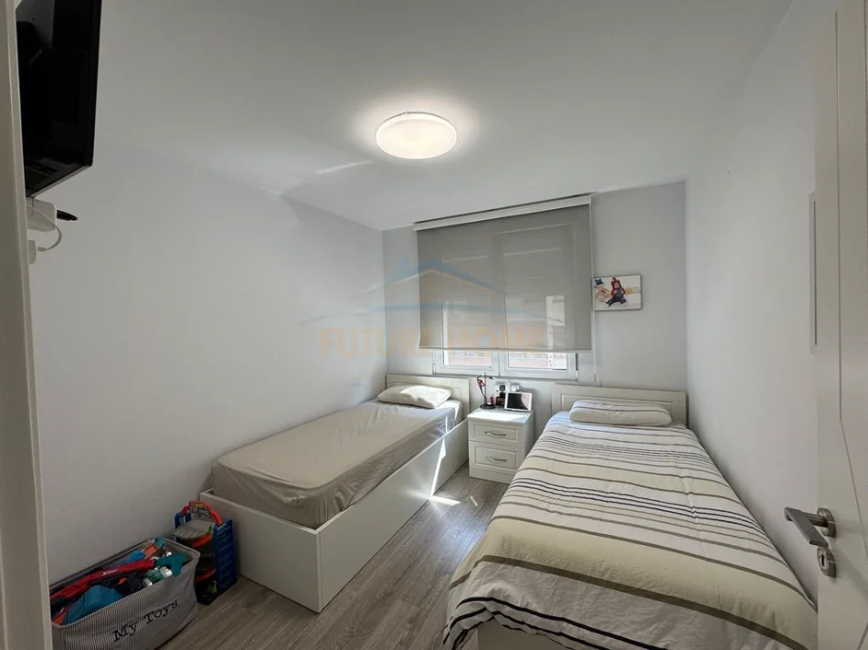 shitet apartament 3+1+Ballkon Kati 3, 91 m² 350.000 € (BLLOKU)