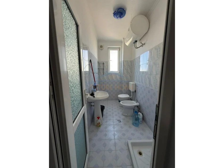 Durres, shitet apartament 1+1+Ballkon Kati 6, 63 m² 90.000 € 
