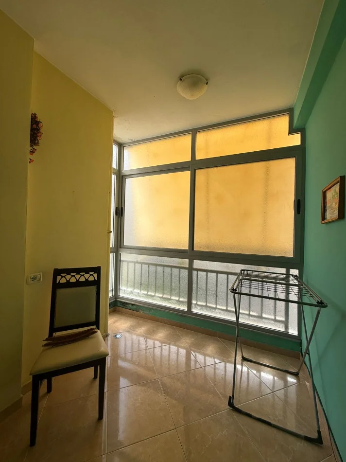 Tirane, jepet me qera apartament 2+1 Kati 3, 100 m² 450 € (Vila L Astir)
