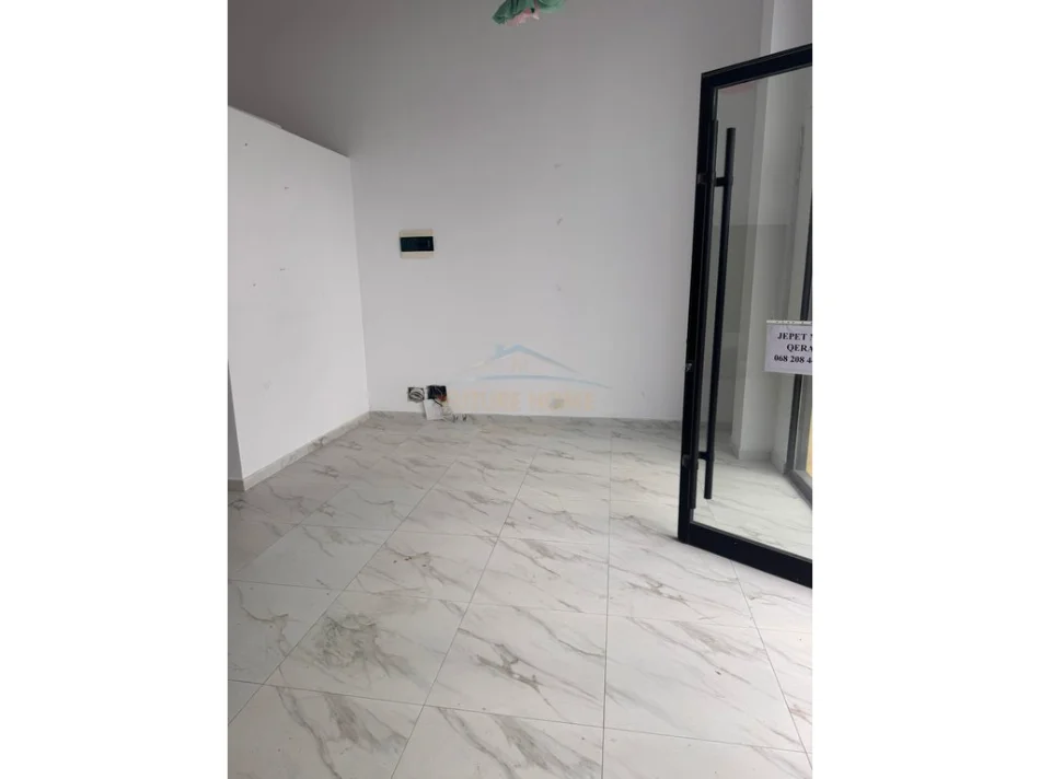 Shqiperi, shitet ambjent biznesi Kati 0, 37 m² 110.000 € (selite)