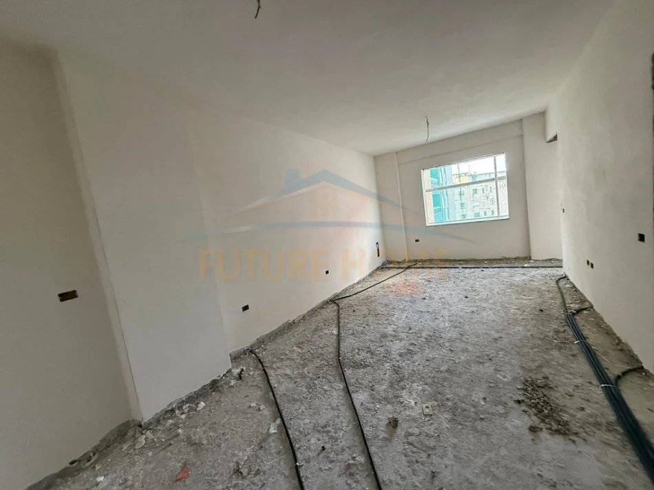 Tirane, shitet apartament 1+1+Ballkon Kati 3, 65 m² 120.000 € (Don Bosko)