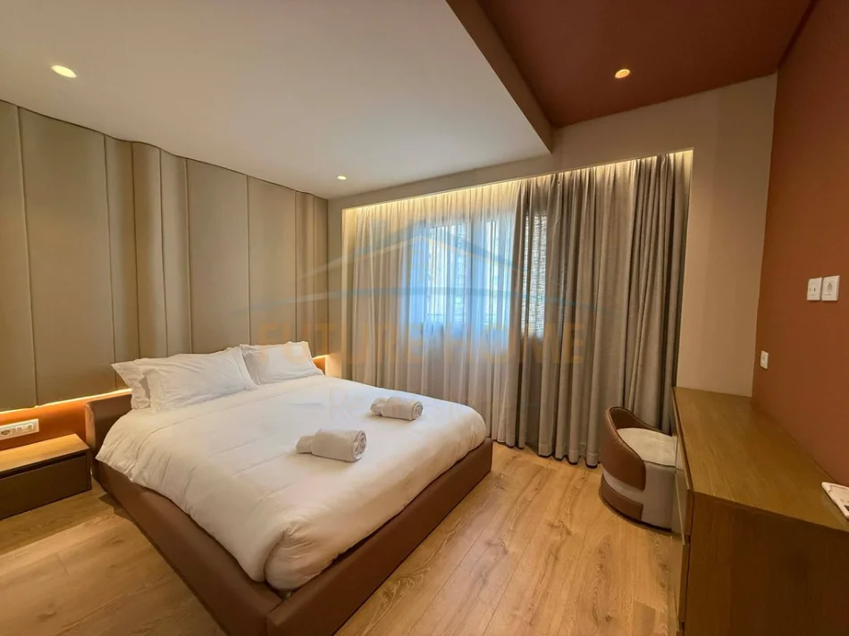 Tirane, jepet me qera apartament 1+1 Kati 1, 80 m² 700 € (Oasis Residence)