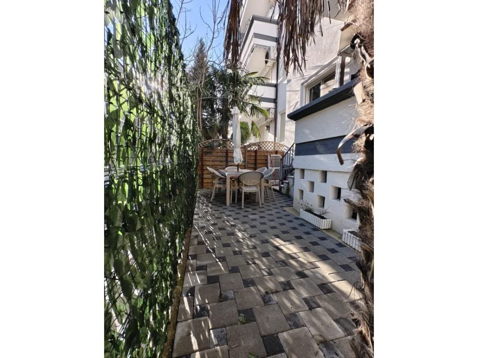 Gjiri Lalezit | Hamallaj, shitet apartament 1+1 Kati 1, 50 m² 107.000 € (Gjiri i Lalezit)