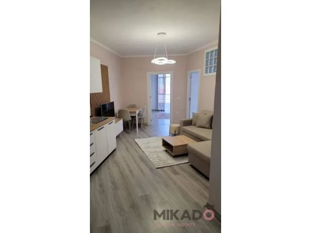 Tirane, jepet me qera apartament 2+1 Kati 4, 82 m² 500 Euro (DON BOSKO)