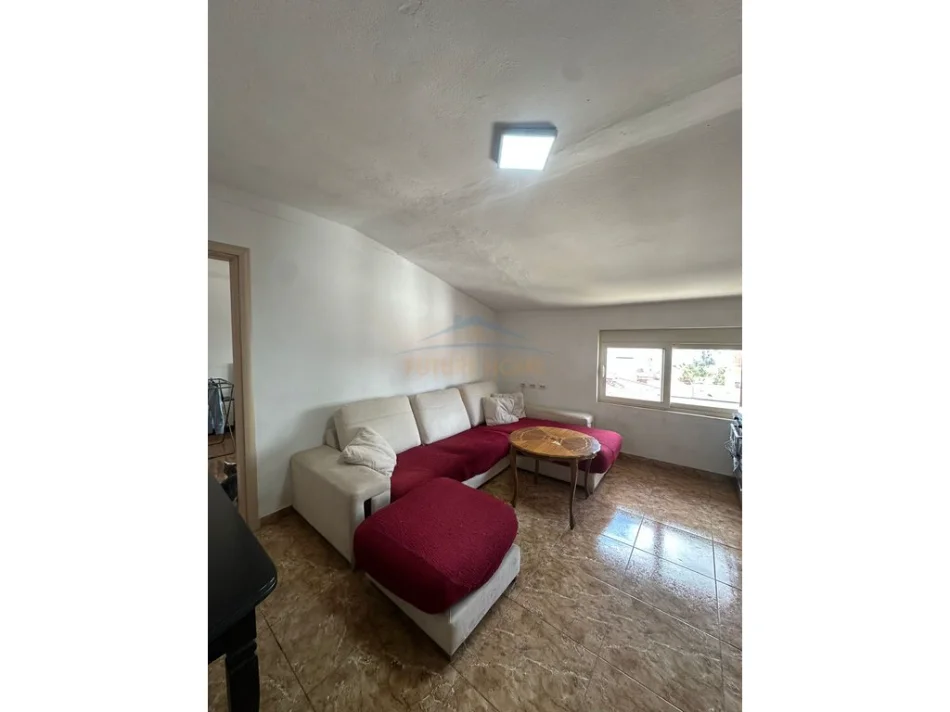 Tirane, shitet apartament 2+1 Kati 4, 61 m² 160.000 € (bulevardi zogu i 1)