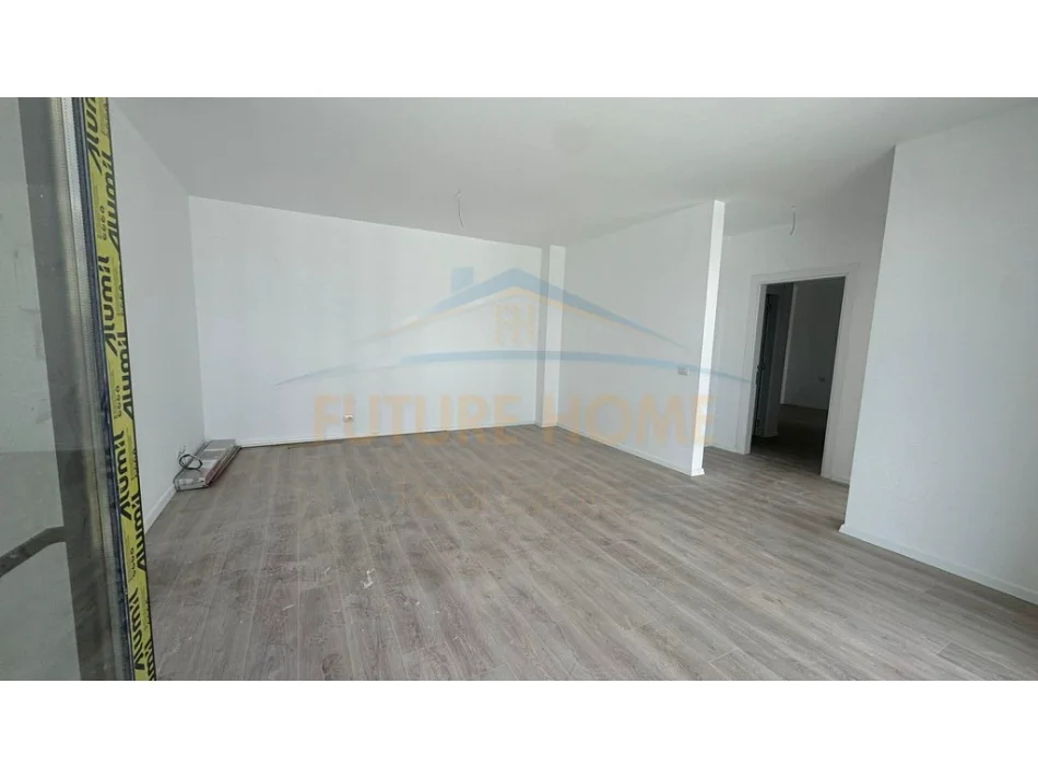 Tirane, shes apartament 2+1+Ballkon Kati 6, 118 m² 188.000 € (Akses Tirana)