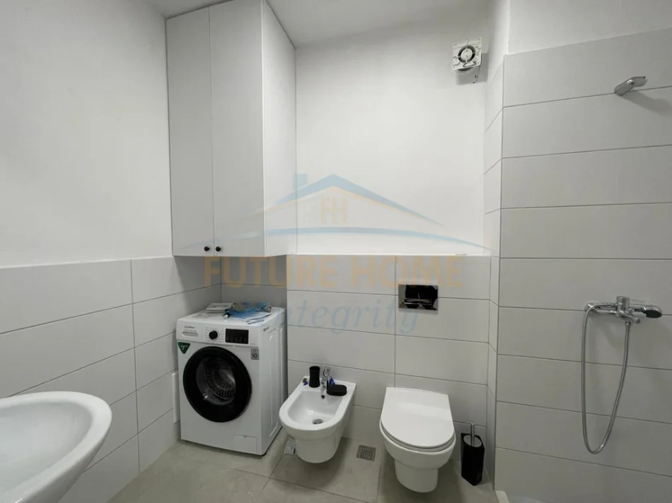 Tirane, jepet me qera apartament 1+1 Kati 3, 70 m² 750 € (Rruga e Elbasanit)