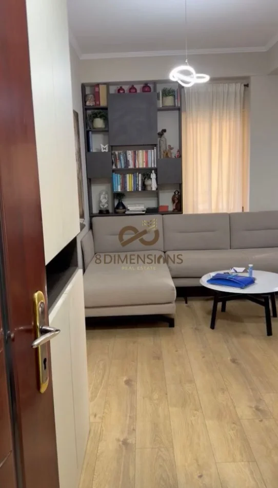 Tirane, shitet apartament 1+1+Ballkon Kati 7, 48 m² 125.000 € (brryli)