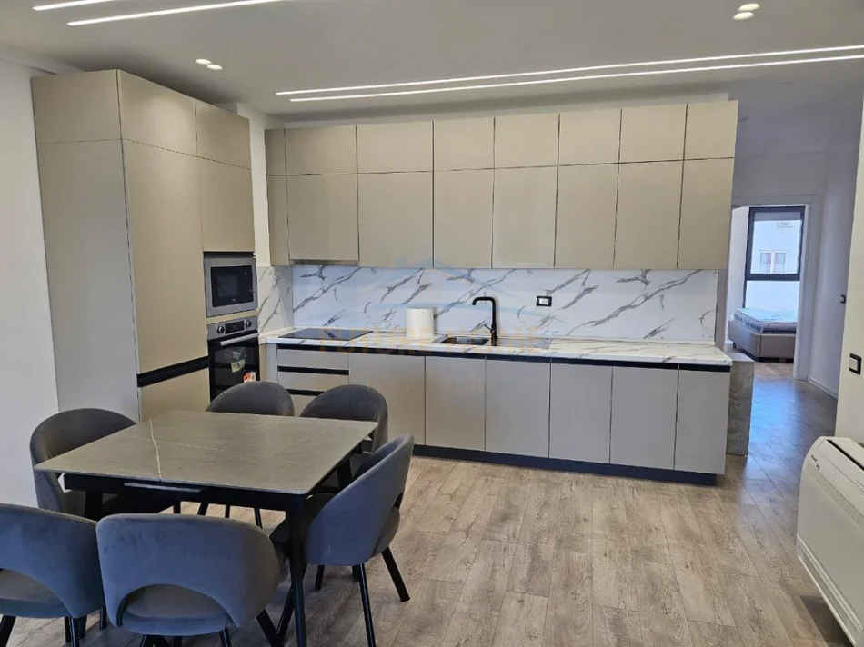 Tirane, shitet apartament 2+1+Ballkon Kati 6, 108 m² 249.780 € (Rezidneca Ndregjoni),Jordan Misja