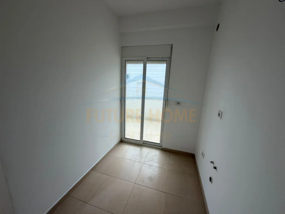 Qerret, shitet garsonier Kati 3, 40 m² 64.800 € (Qerret, Kavajë)