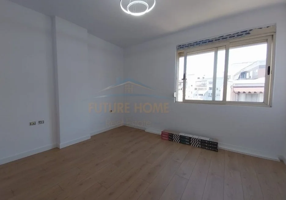 Tirane, shitet apartament 2+1 Kati 4, 85 m² 135.000 € (pasticeri melisa)