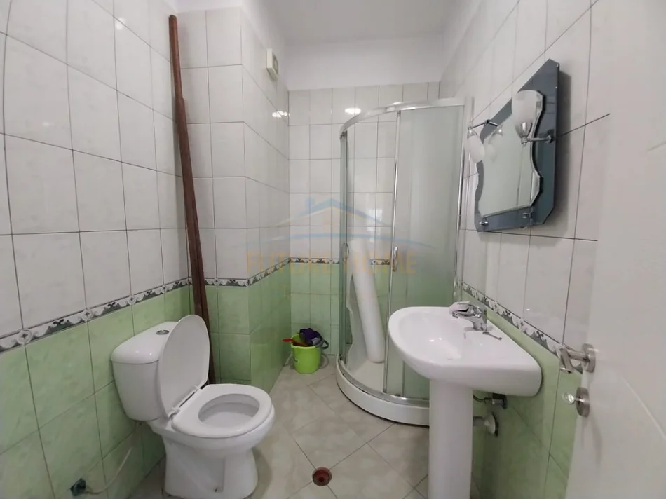 Tirane, shitet apartament 2+1+Ballkon Kati 4, 85 m² 135.000 € (Fresku)