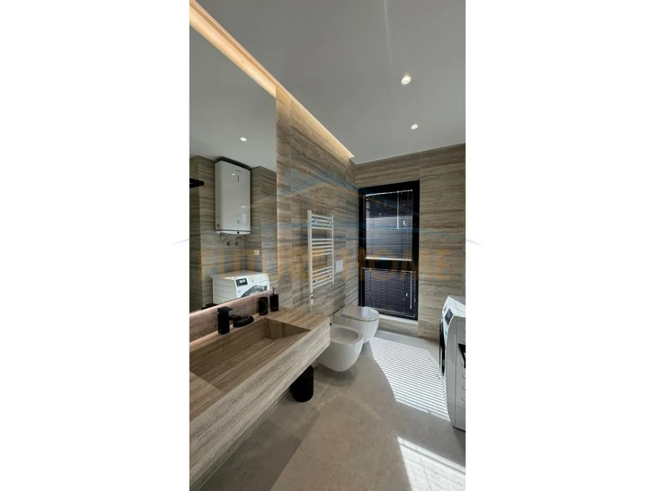 Tirane, Shitet Apartament Lux 2+1+2, Kati 9, 112 m² 410.000 € (Tirana Garden Building)