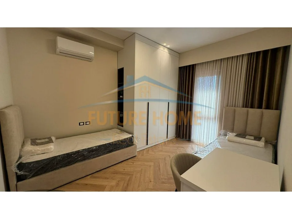 SHITET APARTAMENT LUKSOZ 2+1 TEK TIRANA GARDEN BUILDING, RRUGA KAVAJES