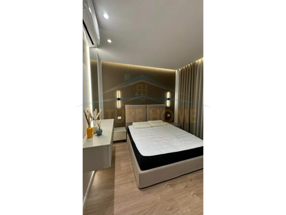 Tirane, shitet apartament 2+1+Ballkon Kati 5, 116 m² 380.000 € (Golden Tower, Mine Peza)