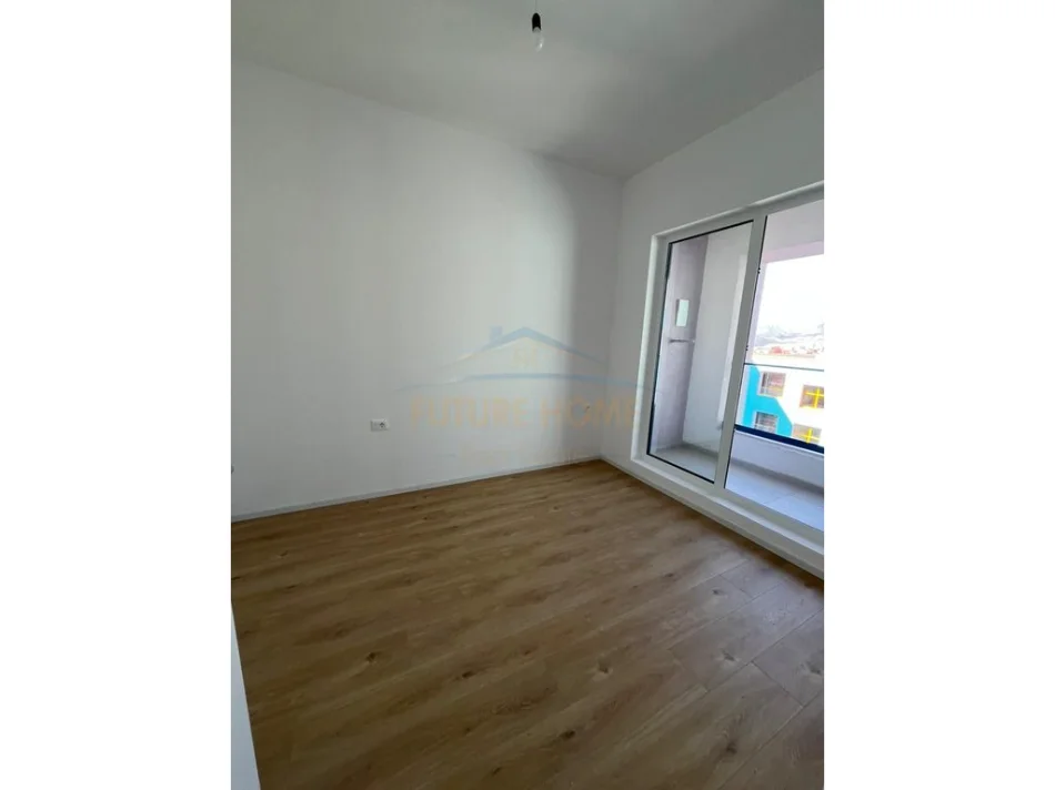 Tirane, shes apartament 1+1 Kati 8, 49 m² 88.380 € (Kadiu)